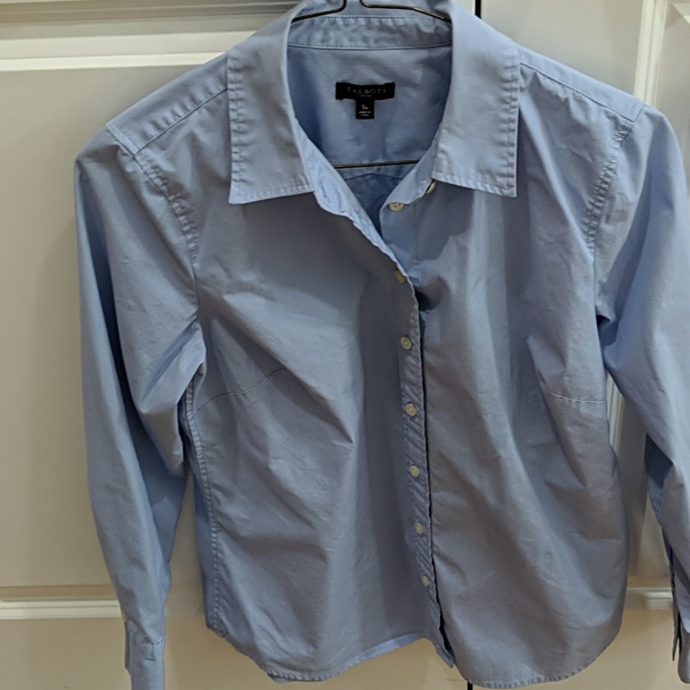 Talbot long sleeve blue button down blouse